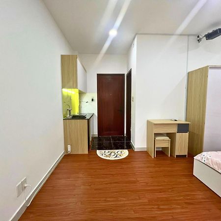 Warm Nest Aparthotel Хошимин Екстериор снимка